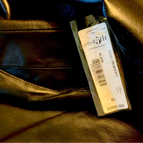 Black leather jacket size extra large East 5th by JCPenney - Picture 4 of 5